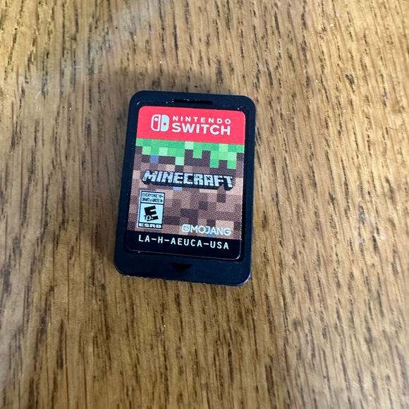 Nintendo Switch Turquoise with case and game included! - Picture 7 of 8